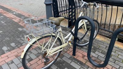 velo-attache